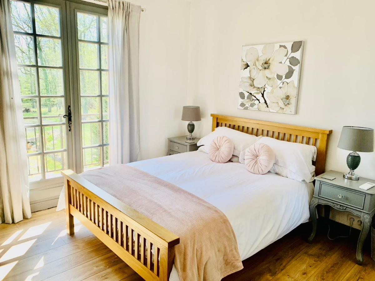 Les Grands Bois Bed & Breakfast Pomport Bagian luar foto