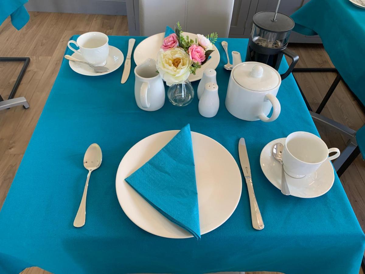 Les Grands Bois Bed & Breakfast Pomport Bagian luar foto
