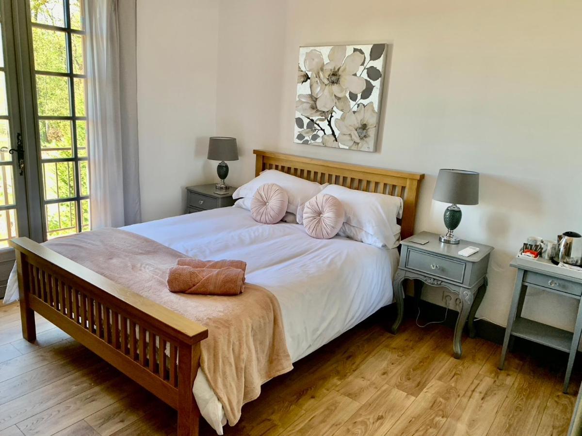 Les Grands Bois Bed & Breakfast Pomport Bagian luar foto