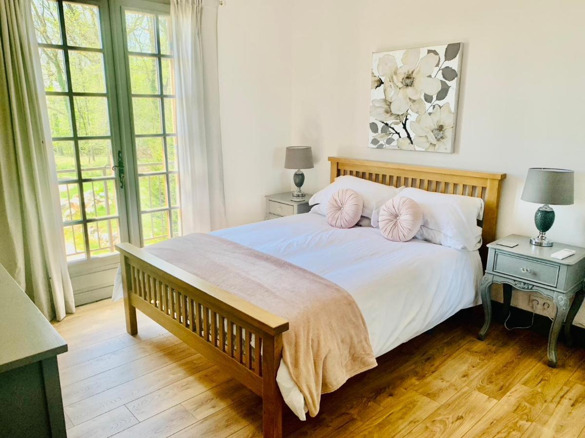 Les Grands Bois Bed & Breakfast Pomport Bagian luar foto